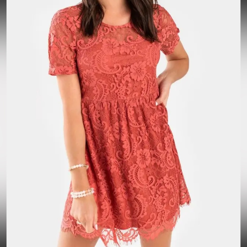 Francesca's Mi ami Lace Babydoll Mini Dress small rust rose NWT